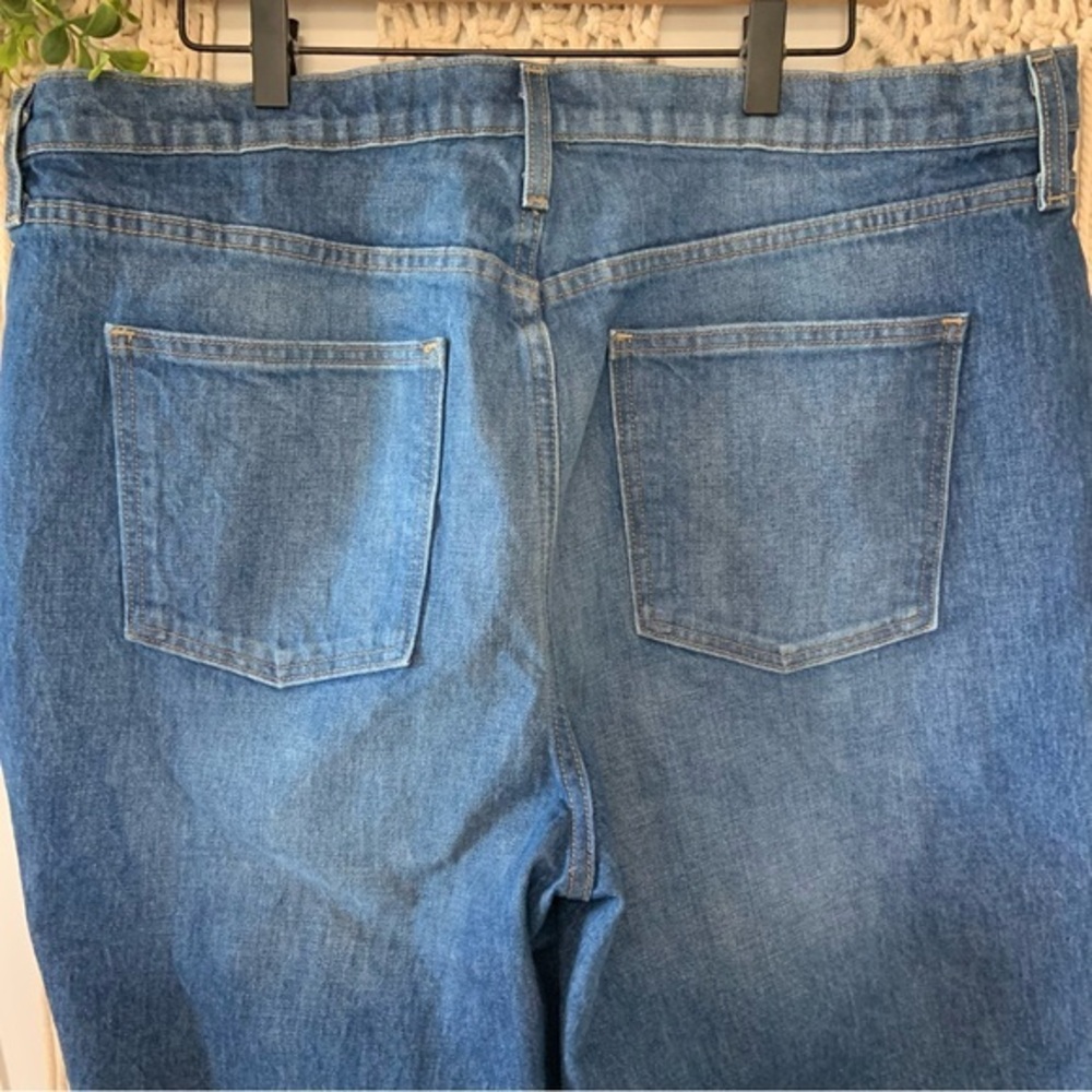 UNIVERSAL THREAD Women’s High Rise Vintage Straight Raw Hem Jeans Size 18 - Picture 4 of 14